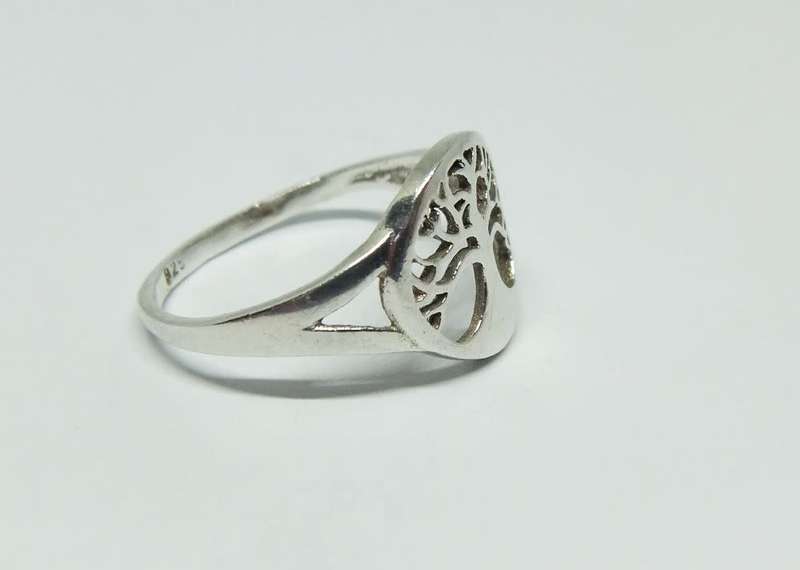R1 START !! A CHARMING SOLID STERLING SILVER TREE OF LIFE MOTIF RING !! FREE COMBINING !!