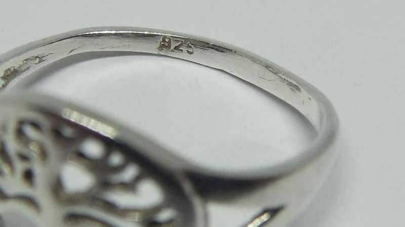 R1 START !! A CHARMING SOLID STERLING SILVER TREE OF LIFE MOTIF RING !! FREE COMBINING !!