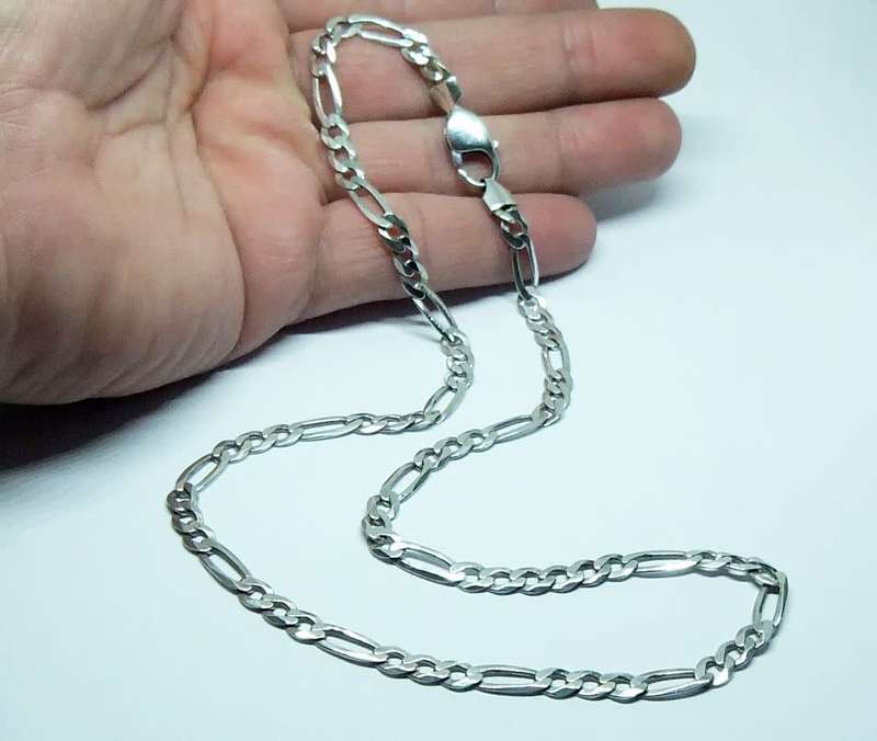 R1 START !! A FABULOUS SOLID STERLING SILVER FIGARO LINK NECKLACE WITH AN OVERSIZED CLASP !! COOL !!