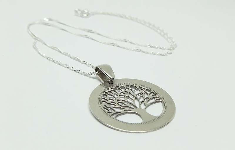 R1 START !! A 40 CM STERLING SILVER NECKLACE & STERLING SILVER TREE OF LIFE PENDANT - FREE COMBINING