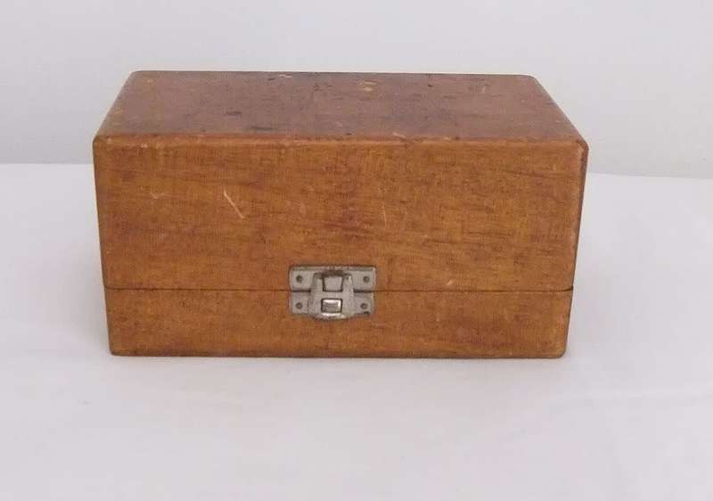 SUPER COOL !! AN OLD WATCHMAKERS JKA FEINTASTER MICROMETER MEASURING TOOL - GERMANY - 0.01 MM