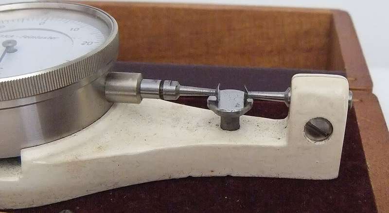 SUPER COOL !! AN OLD WATCHMAKERS JKA FEINTASTER MICROMETER MEASURING TOOL - GERMANY - 0.01 MM