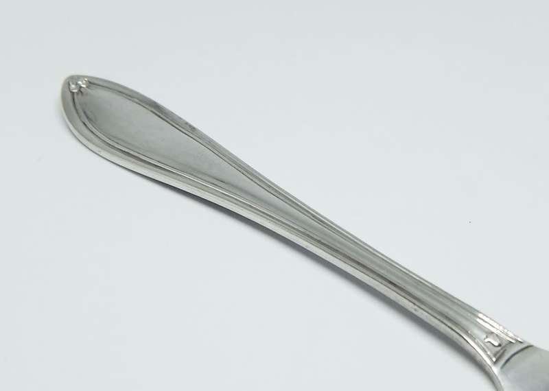 TOP CLASS !! A 1956 HALLMARKED SOLID STERLING SILVER PATE KNIFE BY A.S.P.CO OF SHEFFIELD ENGLAND !!