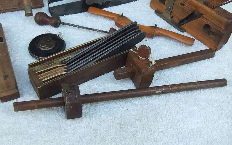 A COLLECTION OF RARE ANTIQUE AND VINTAGE WOODWORKING TOOLS