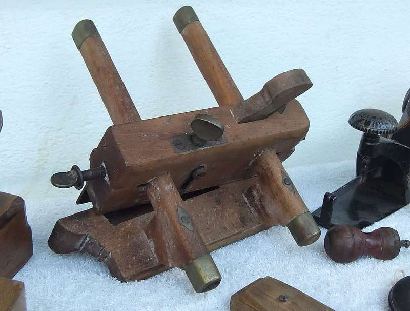 A COLLECTION OF RARE ANTIQUE AND VINTAGE WOODWORKING TOOLS