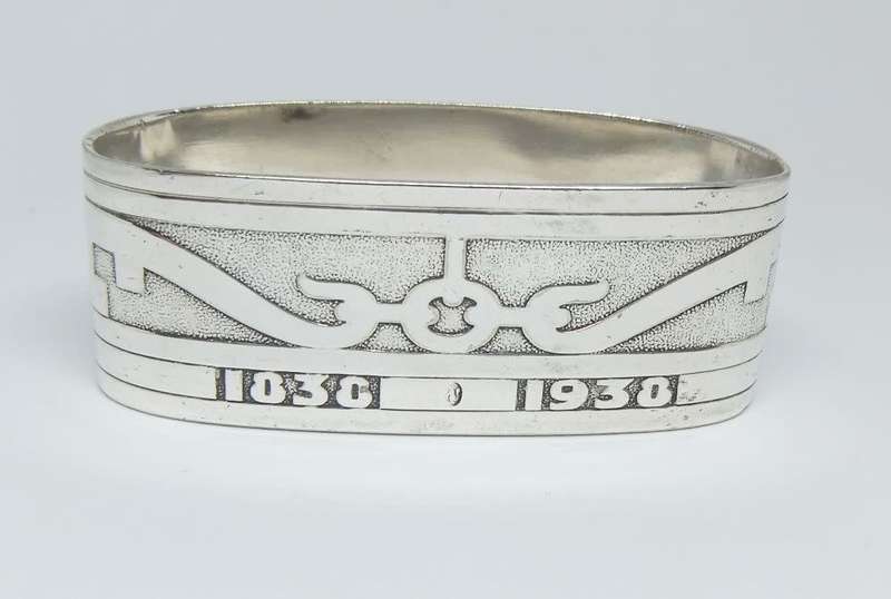 Prysloos !! A vintage solid sterling silver napkin ring commemorating the Great Trek !! Voortrekkers