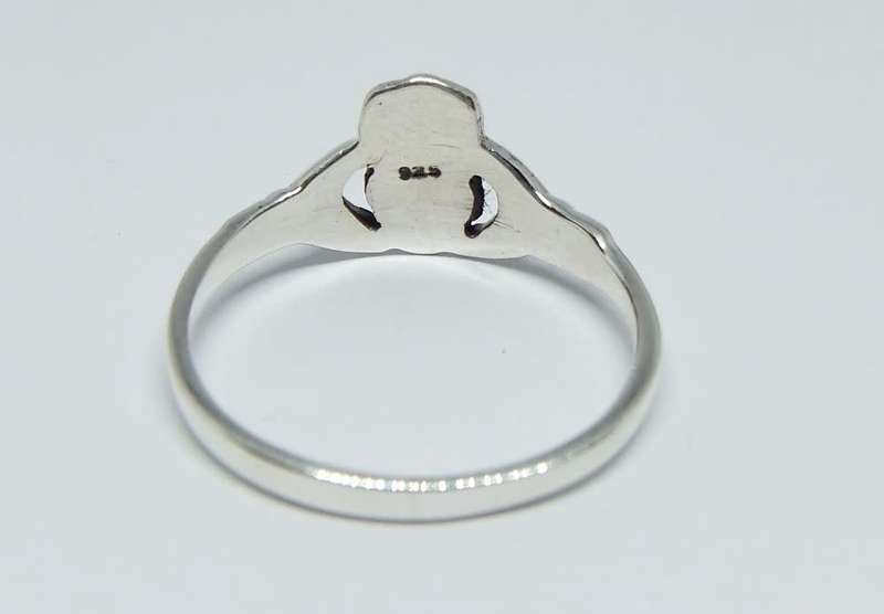 A genuine sterling silver Claddagh ring aka sweetheart ring - Brand new