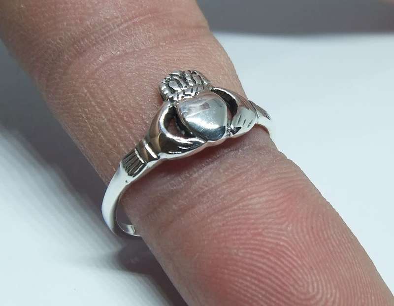 A genuine sterling silver Claddagh ring aka sweetheart ring - Brand new