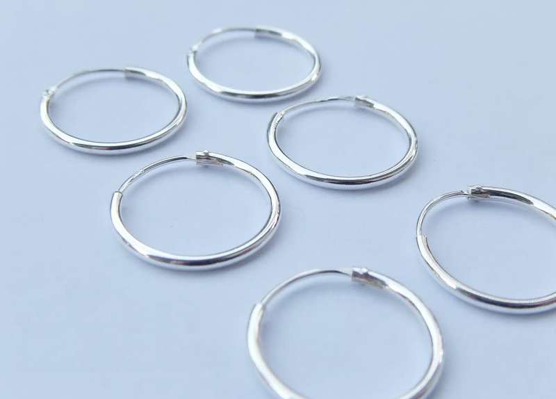 5 Pairs on auction - Genuine sterling silver sleeper earrings - Brand new - Bid per pair