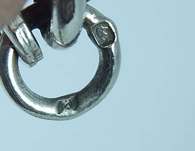 A unique heavy vintage hallmarked silver twist style necklace with a sterling silver clasp