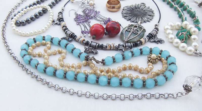 A joblot of vintage jewelry items , accessories and spare parts - Bid for the lot !!