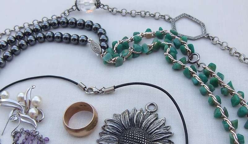 A joblot of vintage jewelry items , accessories and spare parts - Bid for the lot !!