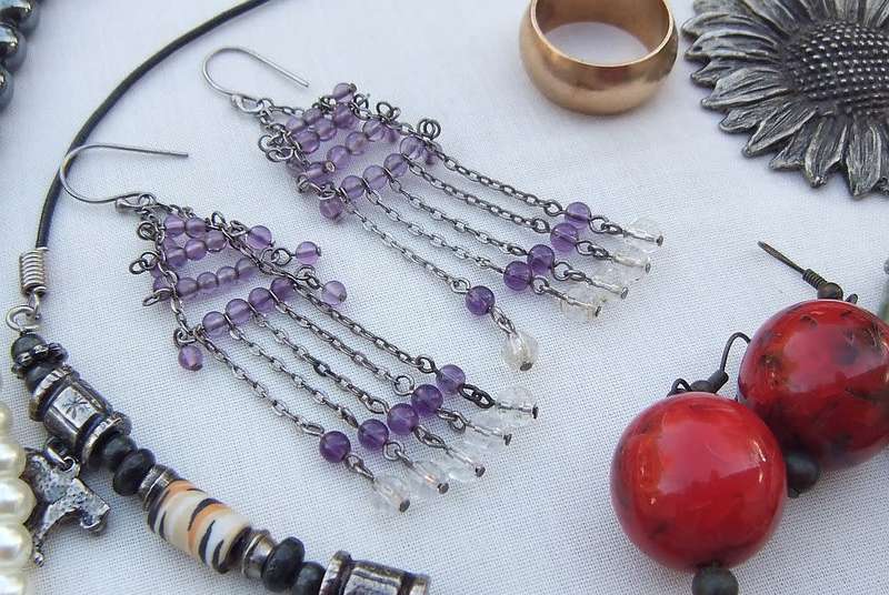 A joblot of vintage jewelry items , accessories and spare parts - Bid for the lot !!