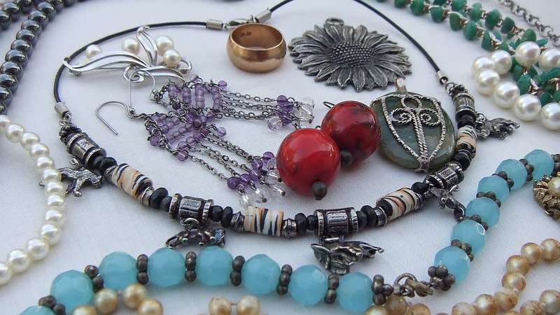 A joblot of vintage jewelry items , accessories and spare parts - Bid for the lot !!