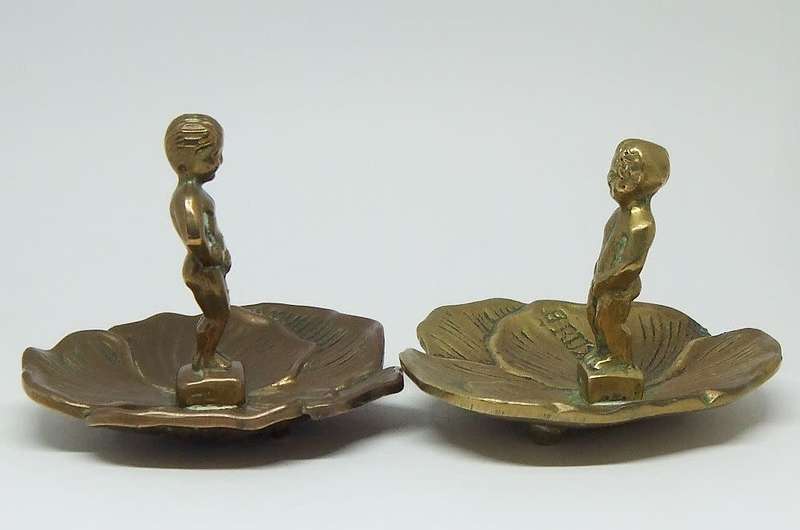Too cute !! Two old solid brass / bronze boy from Bruxelles themed coin or ring dishes
