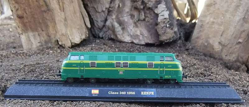 A highly detailed model of the 1966 Class 340 locomotive ( Spain )