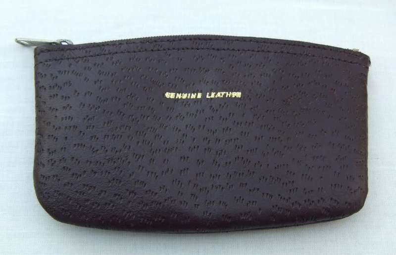 Never used !! A vintage genuine leather tobacco pouch / coin purse - New old stock