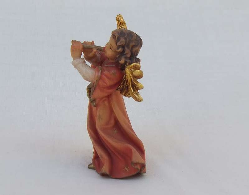 R50 SALE !! A BEAUTIFUL VINTAGE HAND PAINTED CARVED WOOD FIGURE OF A MUSICAL ANGEL