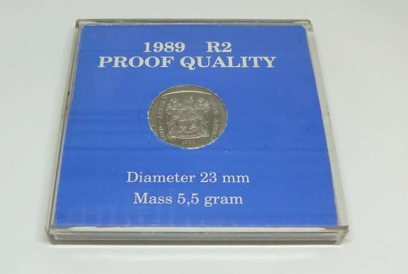 R50 SALE !! AN ENCAPSULATED 1989 PROOF QUALITY SOUTH AFRICAN R2 COIN