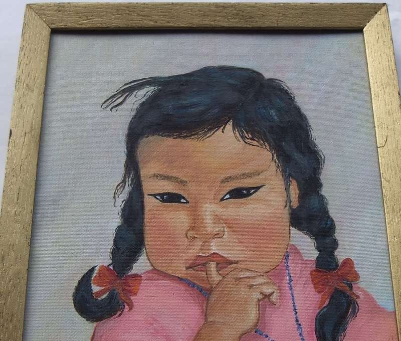 A VERY CHARMING VINTAGE ORIGINAL OIL ON BOARD PAINTING OF A CHUBBY YOUNG GIRL BY ROSLYN ELLIS
