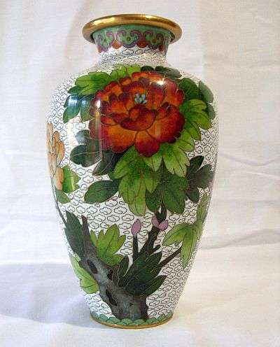 BEAUTIFUL CLOISONNE ( BRASS AND ENAMEL ) VASE - POSTAGE R40