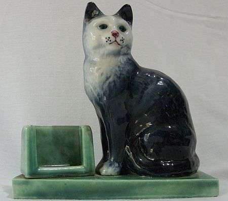 VERMONT POTTERY CALENDER CARD HOLDER WITH CAT