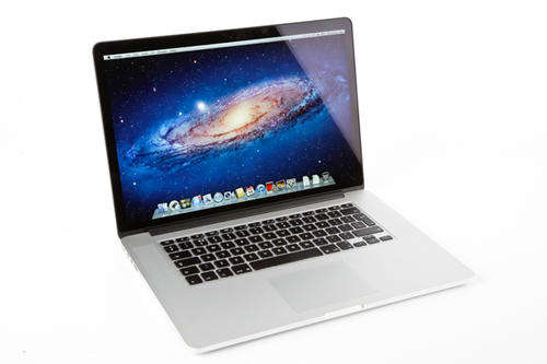 Macbook Pro Retina  15" 2ghz Core i7 8GB Ram, 256GB SSD