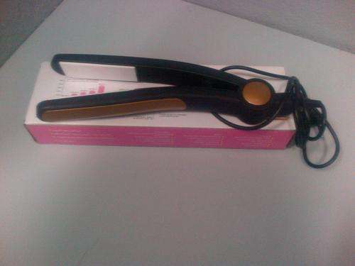 CRAZY R1 AUCTION CERAMIC SLIM HAIR IRON BRAND NEW IN BOX!!!1