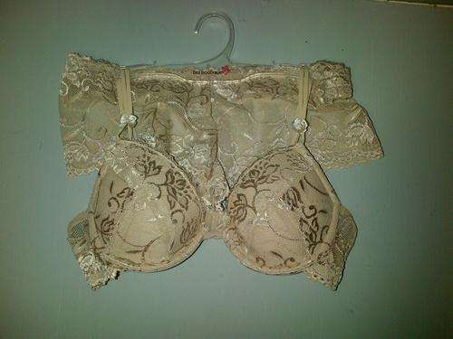 GORGEOUS BRA SET