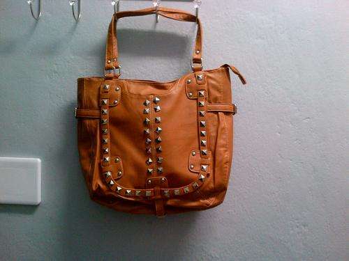 SALE!!!!!!!!GORGEOUS HANDBAG WITH STUDS