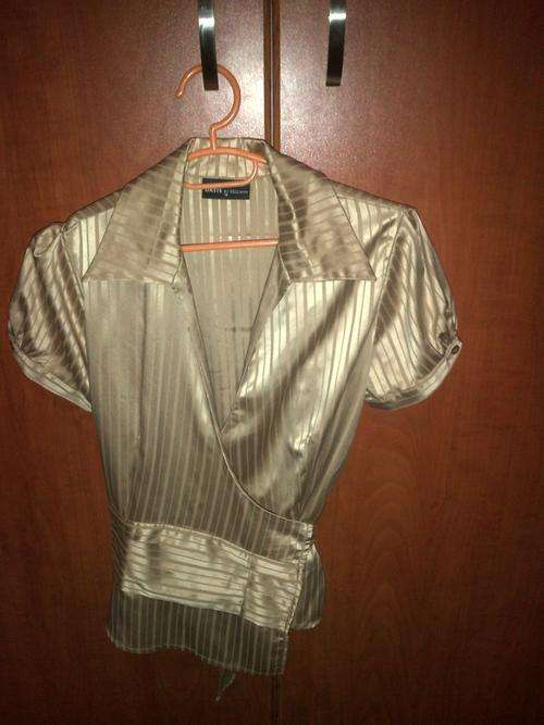 LATE ENTRY!!! GOLD TOP BY FOSCHINI SIZE 10 - WORN ONCE - EXCELLENT CONDITION