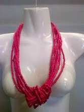 LATE ENTRY!!!! GORGEOUS BULKY NECKLACE PINK - ADD A POP OF COLOUR THIS WINTER - STUNNING!!!!