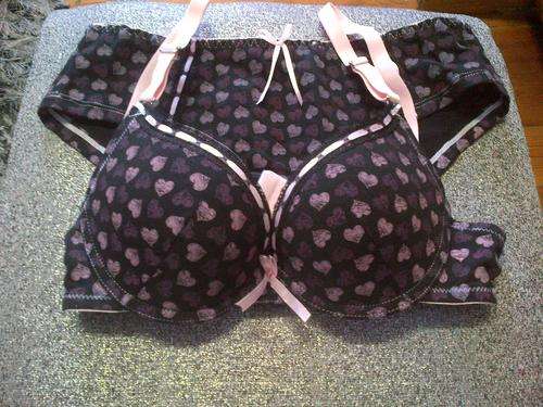 LATE ENTRY!!!! STUNNING BRA SET WITH HEARTS DETAIL - SIZE 36B/38B