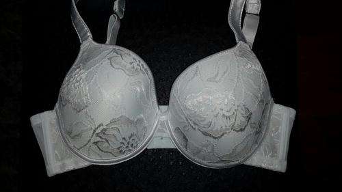 LATE ENTRY!!! STUNNING WHITE BRA - SIZE 34D