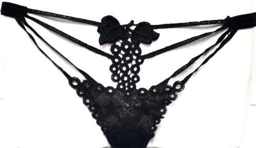 SUPER SEXY BLACK STRING G-STRING - COMES WITH GIFT BAG!!!