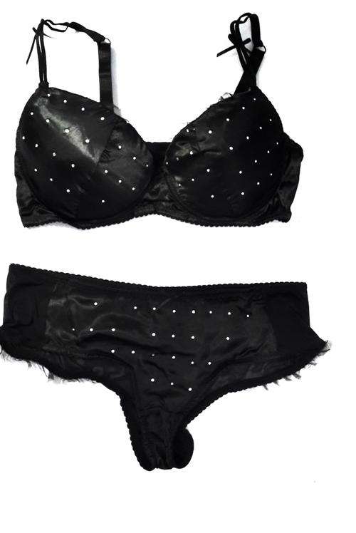 LATE ENTRY!!! STUNNING BRA SET - C & D CUPS