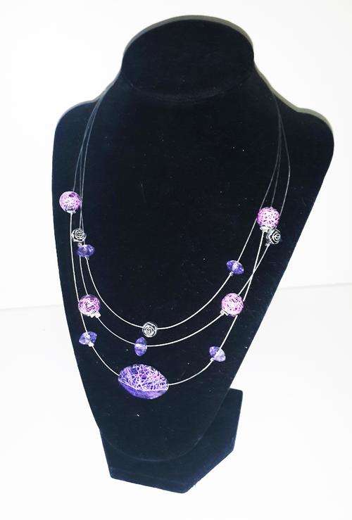 BEAUTIFUL PURPLE BEAD NECKLACE