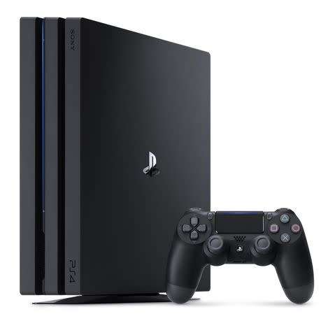 SONY PLAYSTATION 4 PRO 1TB GAMING CONSOLE - LIKE NEW