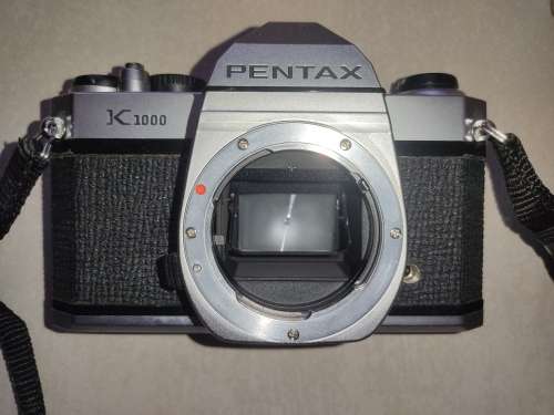 Pentax K-1000 - 35mm Film Camera