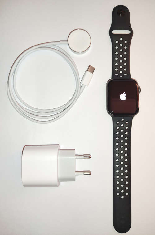 Apple Watch Series 4 Nike+ (44mm) (GPS Only) - Space Grey