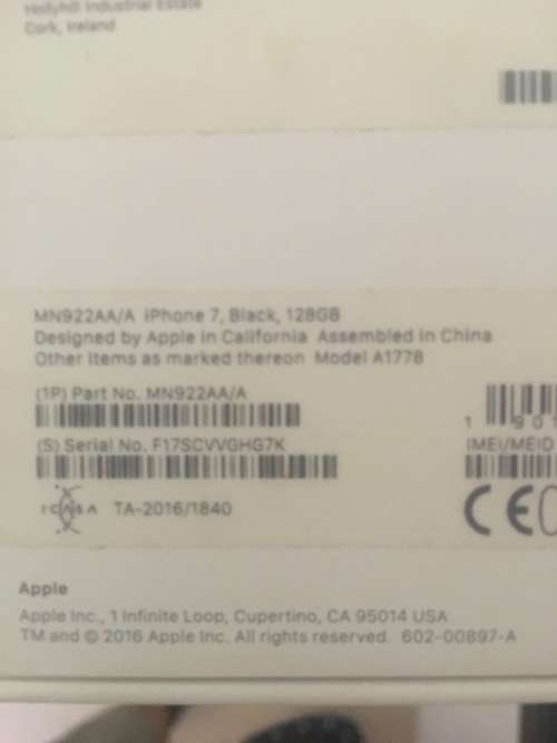 Apple iPhone 7 (128GB) *Broken Screen*