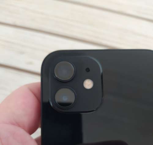 Apple iPhone 12 64GB Black