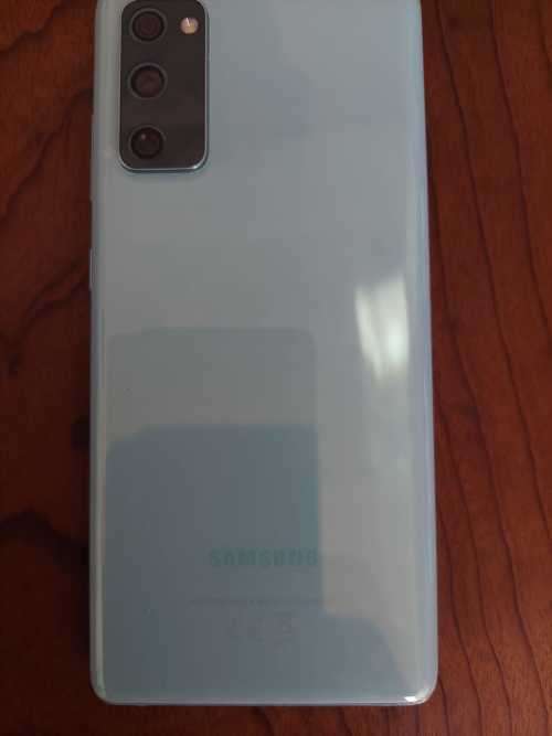 Samsung S20FE 128GB Bundle