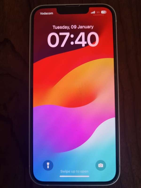 iPhone 13 - 128GB - White