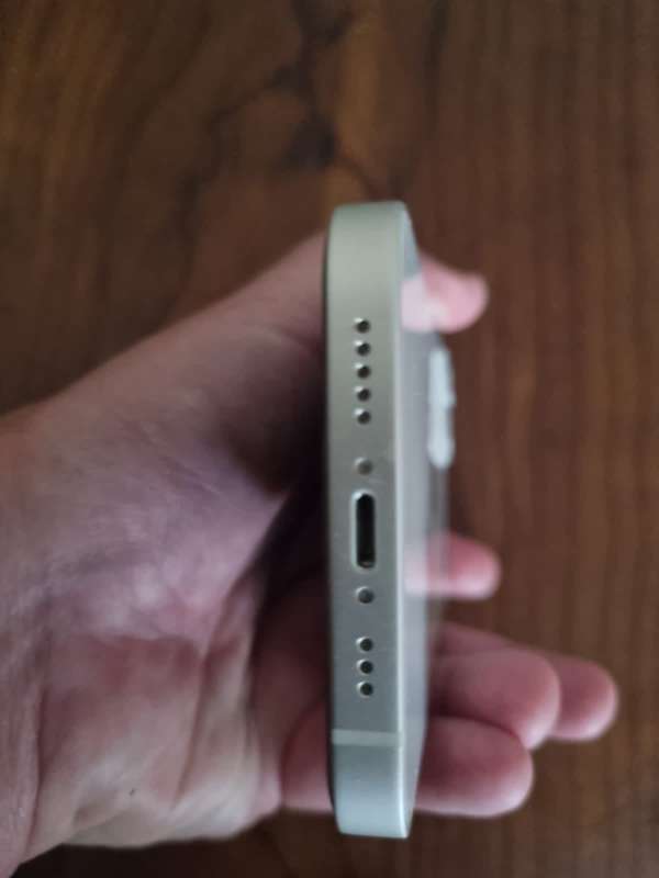 iPhone 13 - 128GB - White