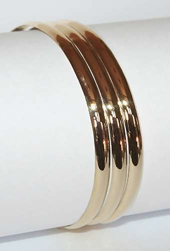 9k / 9ct gold half round BANGLES: 3x 6mm wide, 65mm interior