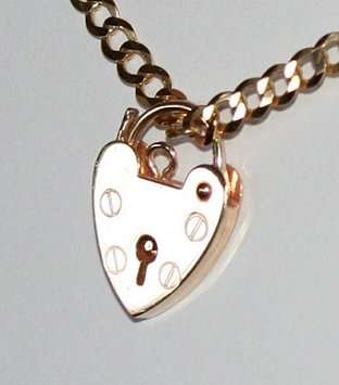 9k / 9ct gold large heart working padlock CHARM / CLASP. Ready for you. Last one!