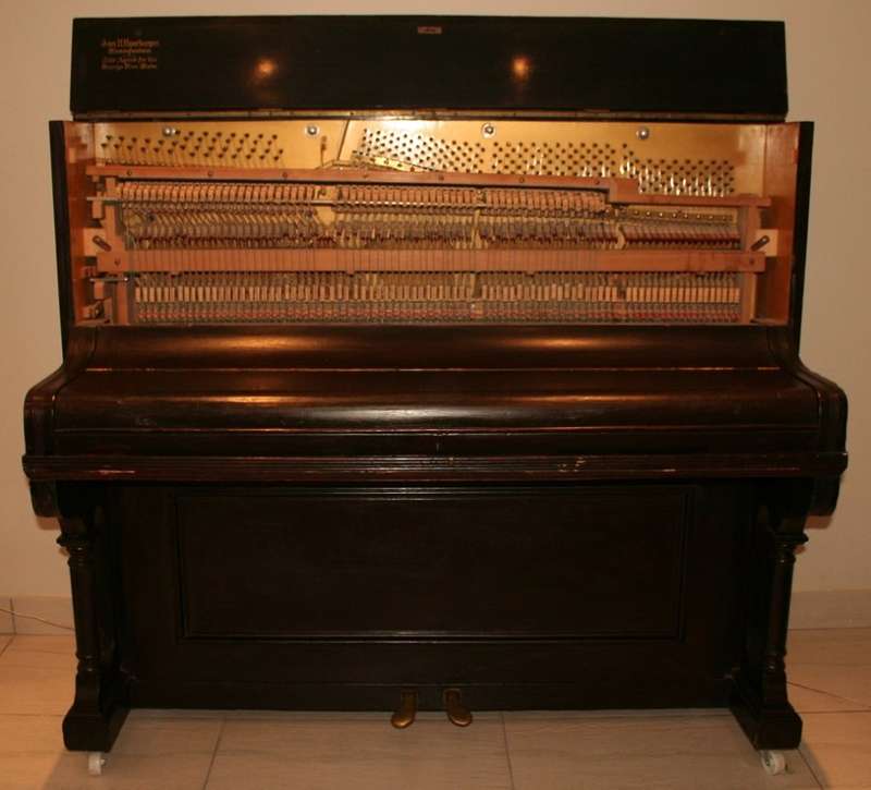 Antique upright piano by C. J. Quandt, Berlin =a STEAL!