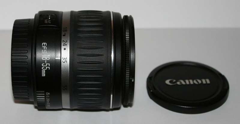 Canon EFS 18-55mm lens for Canon dSLR, excellent condition