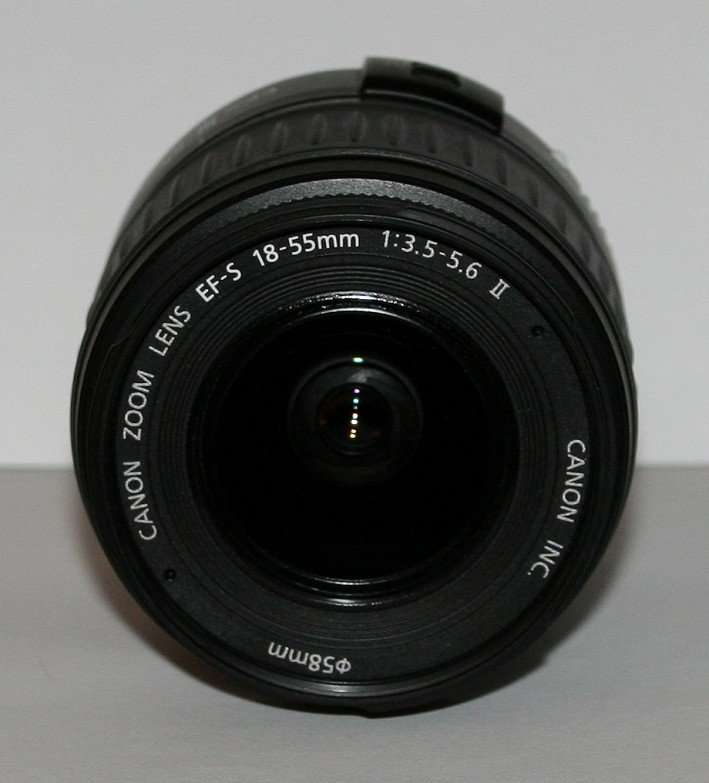 Canon EFS 18-55mm lens for Canon dSLR, excellent condition